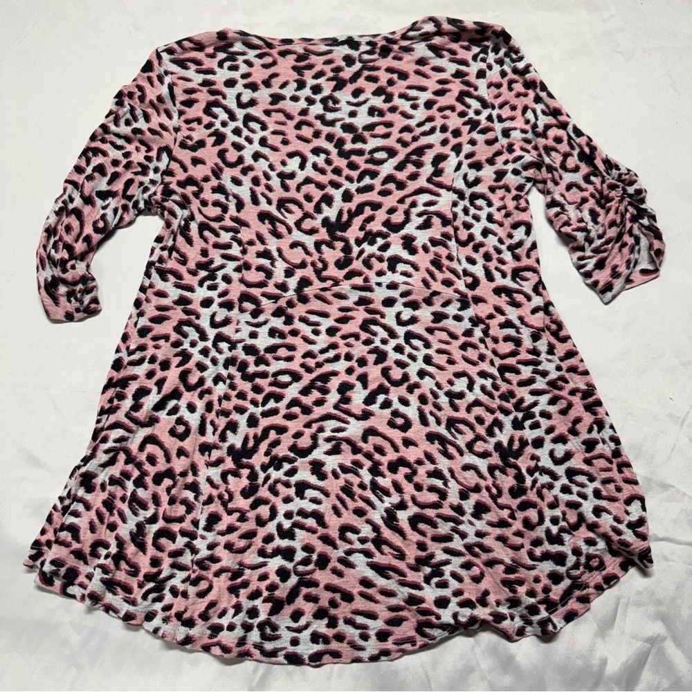 Bobeau Pink and Black Leopard Print Tunic - Picture 4 of 6